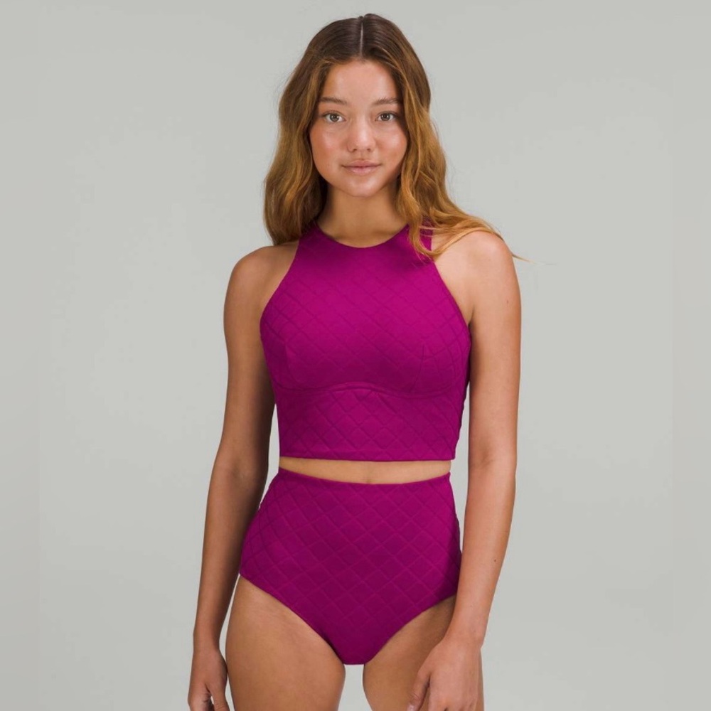 Lululemon diamond grid swim top C/D cup in magenta